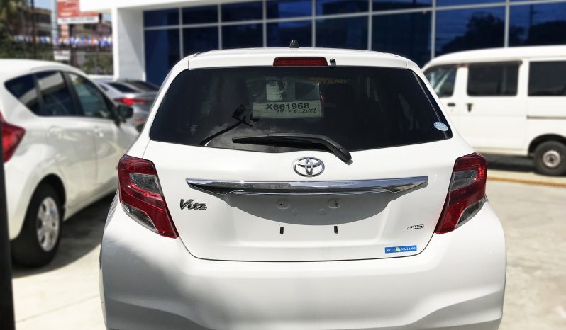 Toyota Vitz 2016 lleno