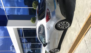 Mazda Demio 2016 lleno