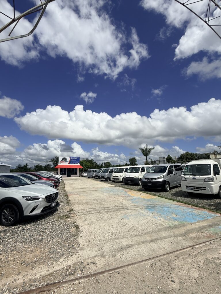 Dirección: Avenida Jacobo Majluta, a pocos metros de Colinas Mall, Santo Domingo Norte.
Oficina: (809) 892-2198